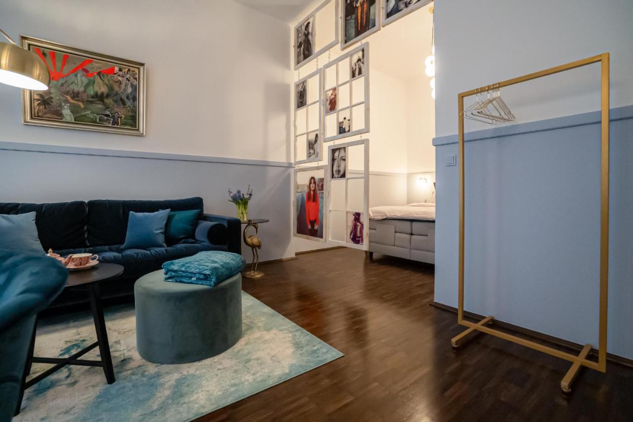 Designer Loft-Ferienwohnung Im Zentrum Mit Tiefgaragen-Parkplatz, Waschmaschine Und Privatterrasse Leipzig Ngoại thất bức ảnh
