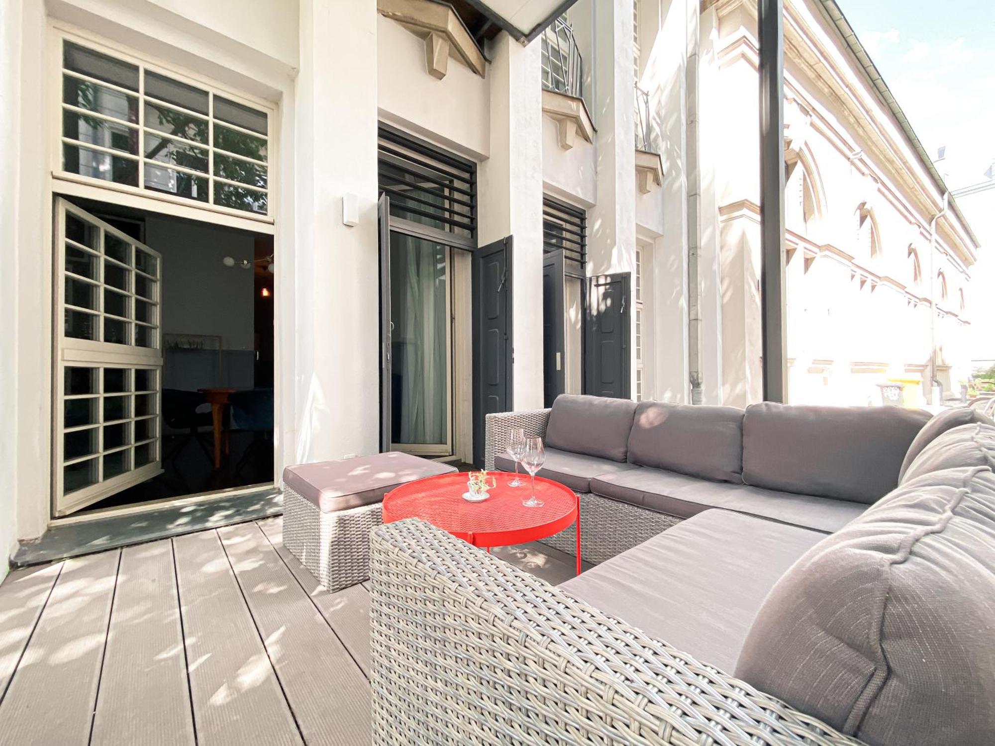 Designer Loft-Ferienwohnung Im Zentrum Mit Tiefgaragen-Parkplatz, Waschmaschine Und Privatterrasse Leipzig Ngoại thất bức ảnh